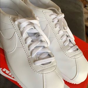 Nike Cortez Leather. Womens Size 11